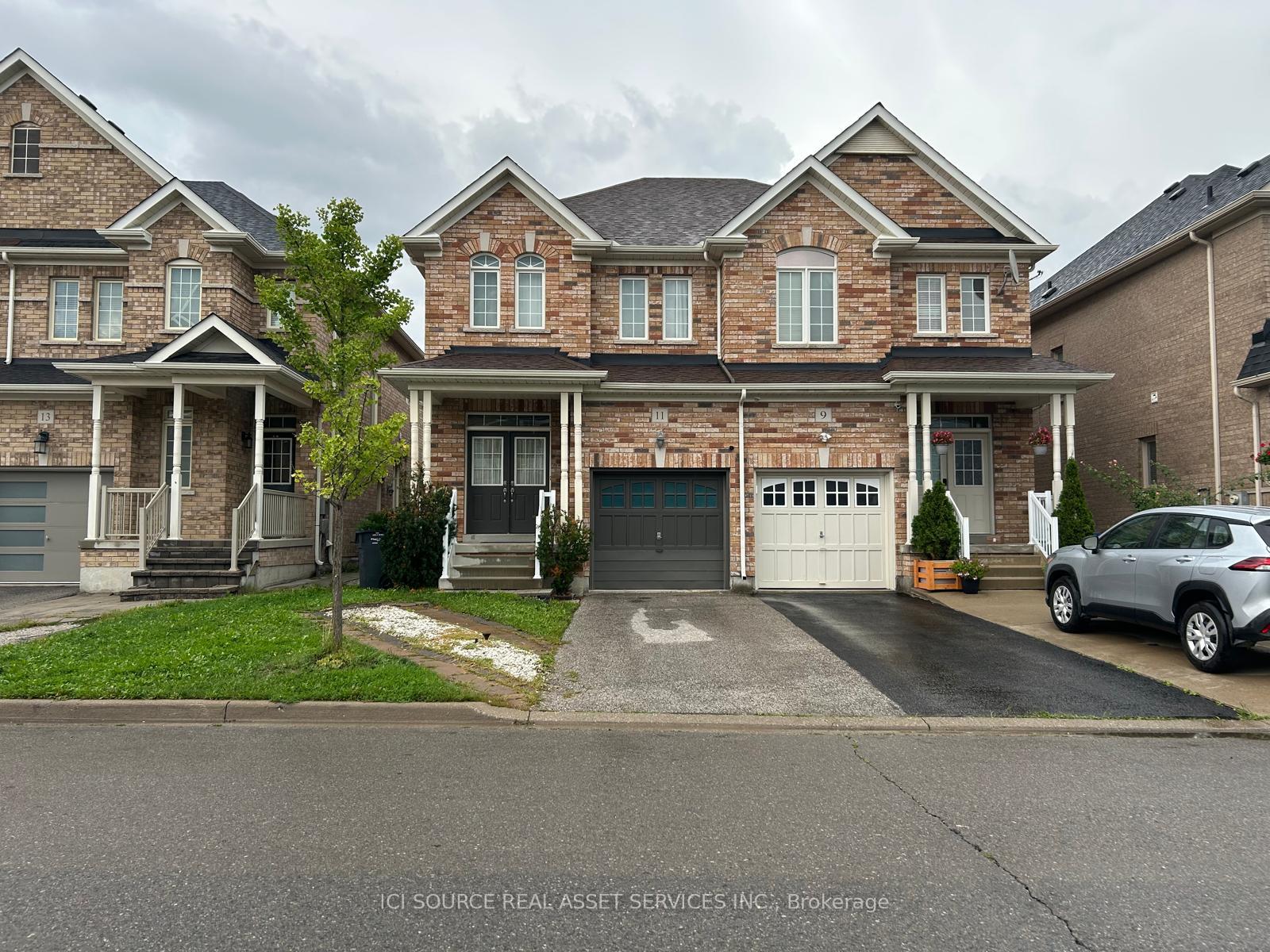 11-pomell-trail-brampton-ontario-w13761398