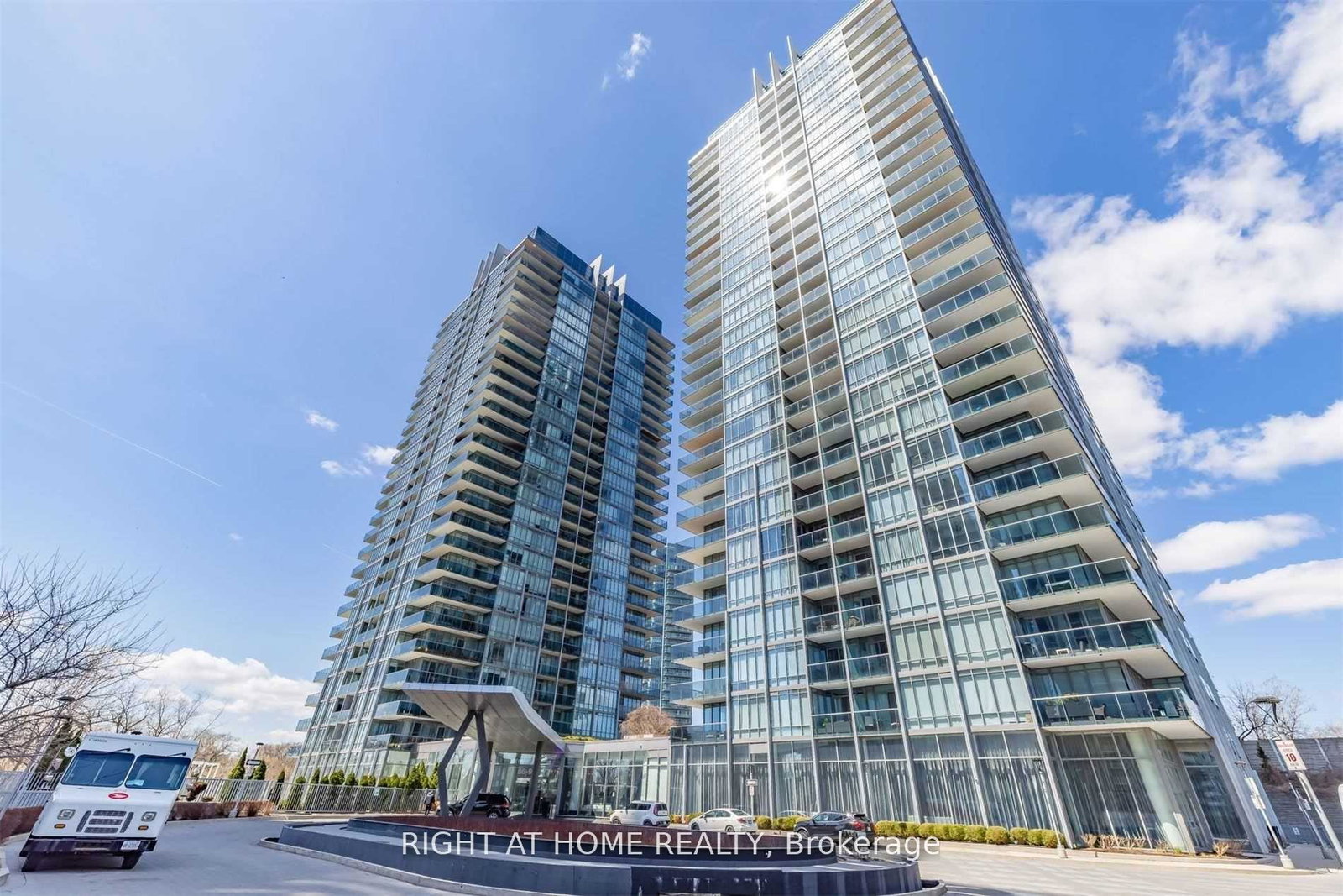 88-park-lawn-road-toronto-etobicoke-ontario-w13761516