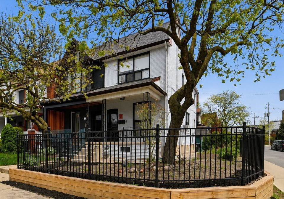 151-campbell-avenue-toronto-toronto-ontario-w13761624