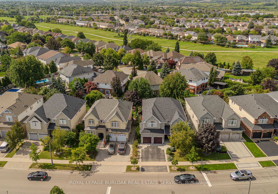 2194-berwick-drive-burlington-ontario-w13761738