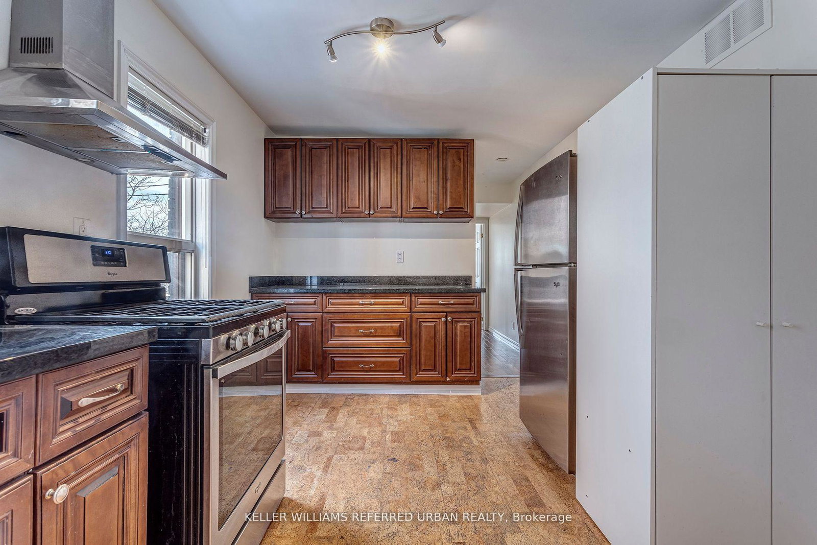 2976-lake-shore-boulevard-w-toronto-etobicoke-ontario-w13761830