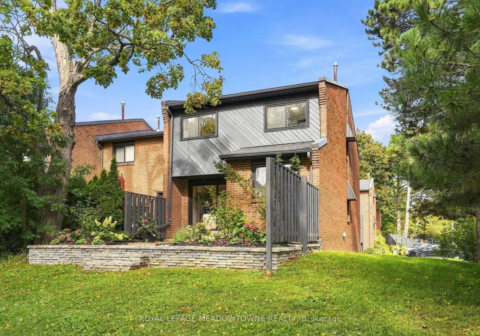 20-mineola-road-mississauga-ontario-w13761852