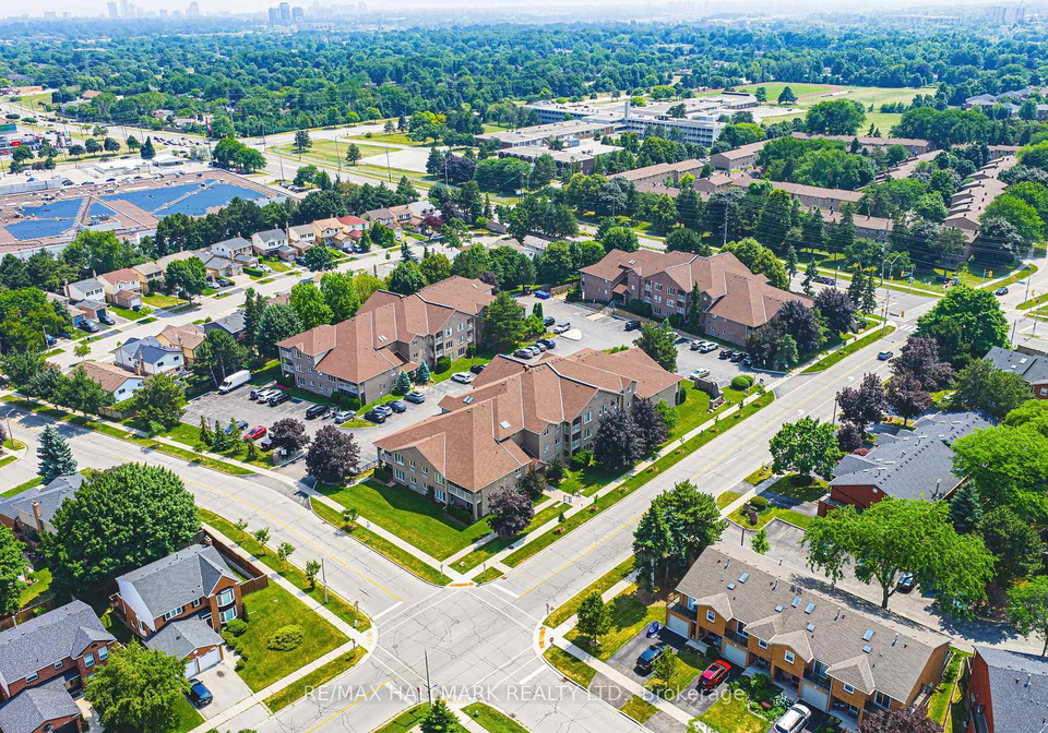 3050-pinemeadow-drive-burlington-ontario-w13761900