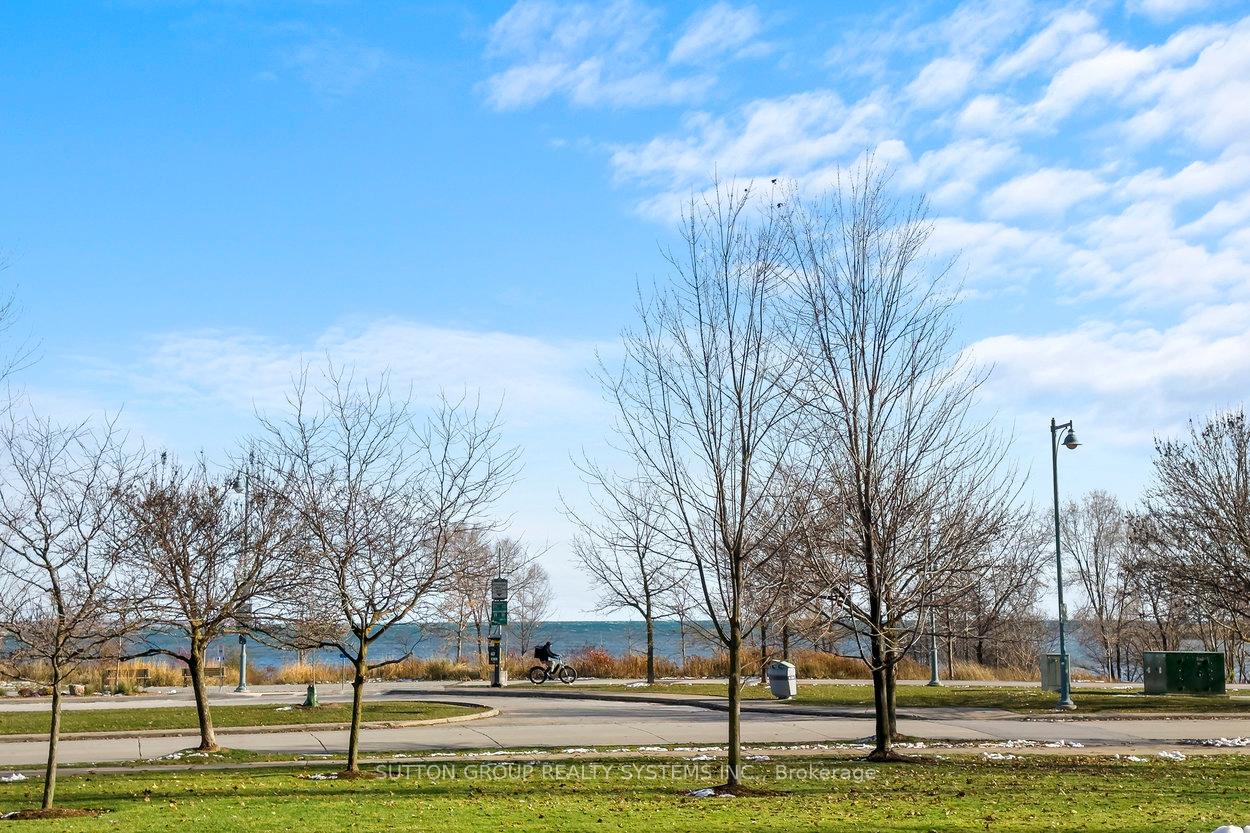 2095-lake-shore-boulevard-w-toronto-etobicoke-ontario-w13762436