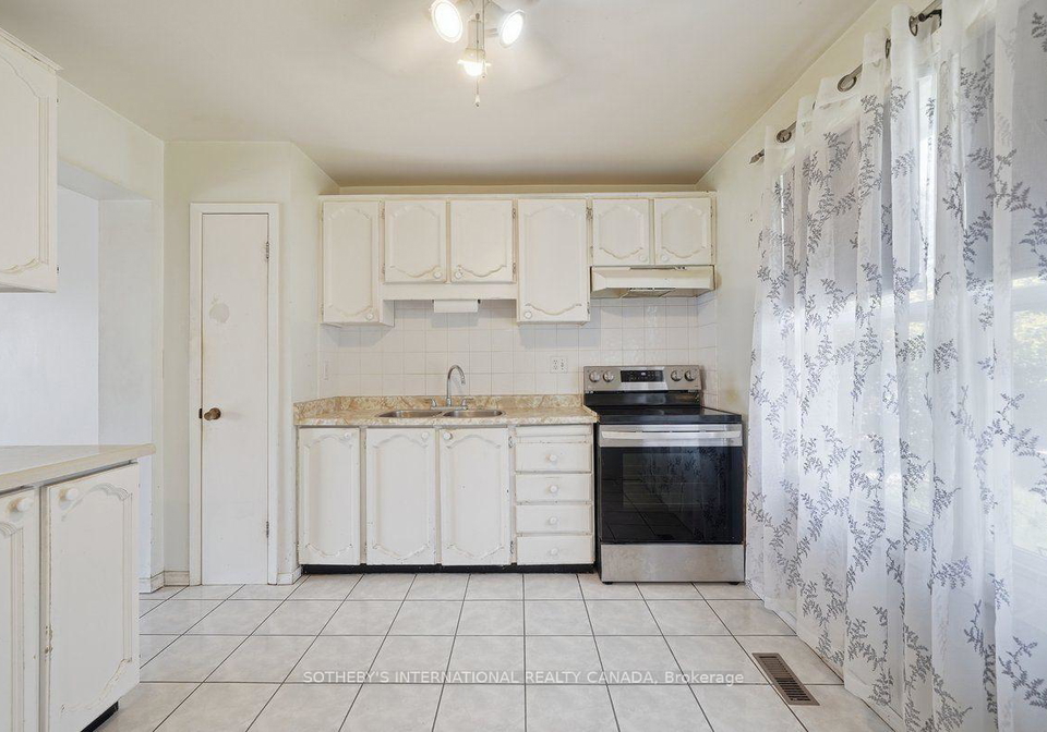 120-falconer-drive-mississauga-ontario-w13762472