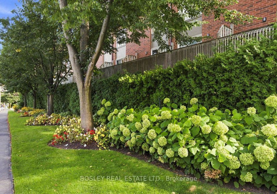 64-old-mill-terrace-toronto-etobicoke-ontario-w13762486