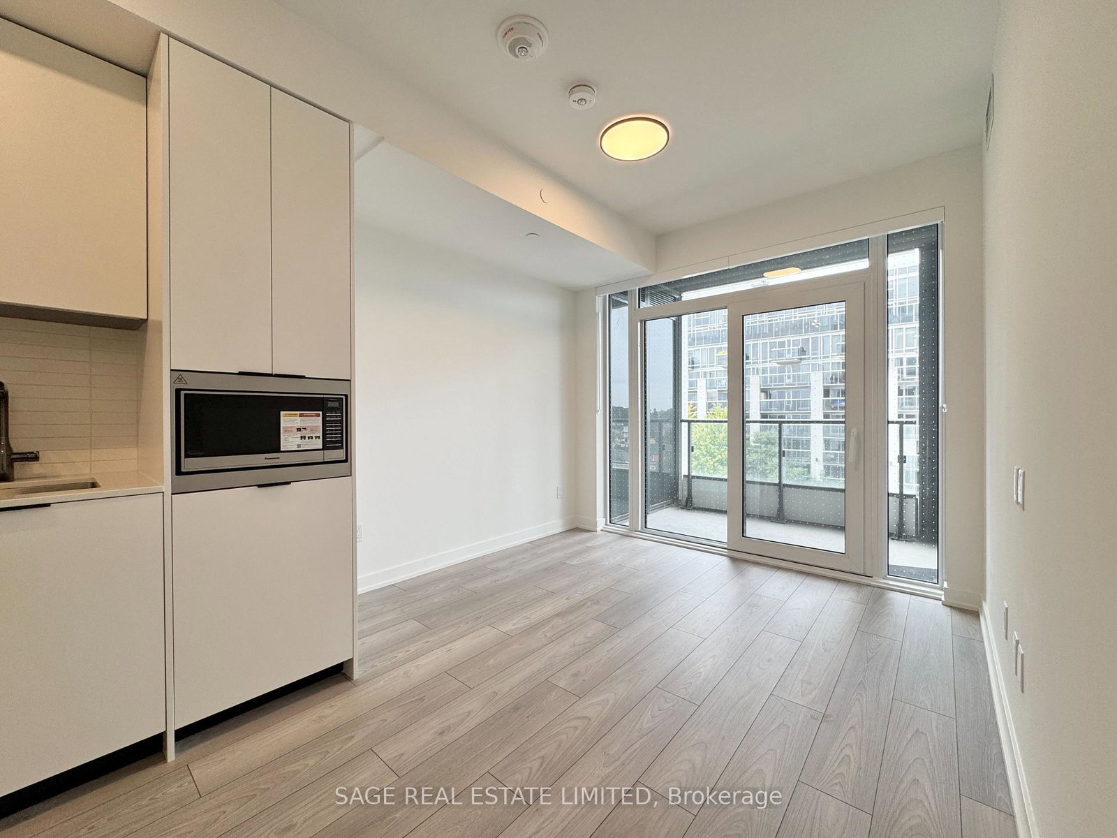 1007-the-queensway-toronto-etobicoke-ontario-w13762702