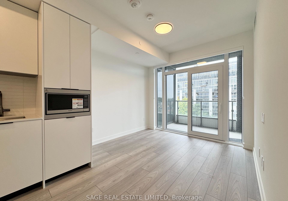 1007-the-queensway-toronto-etobicoke-ontario-w13762702