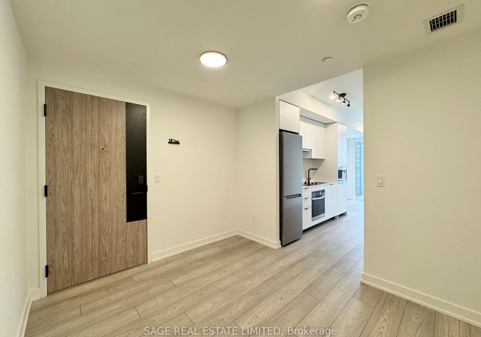 1007-the-queensway-toronto-etobicoke-ontario-w13762702