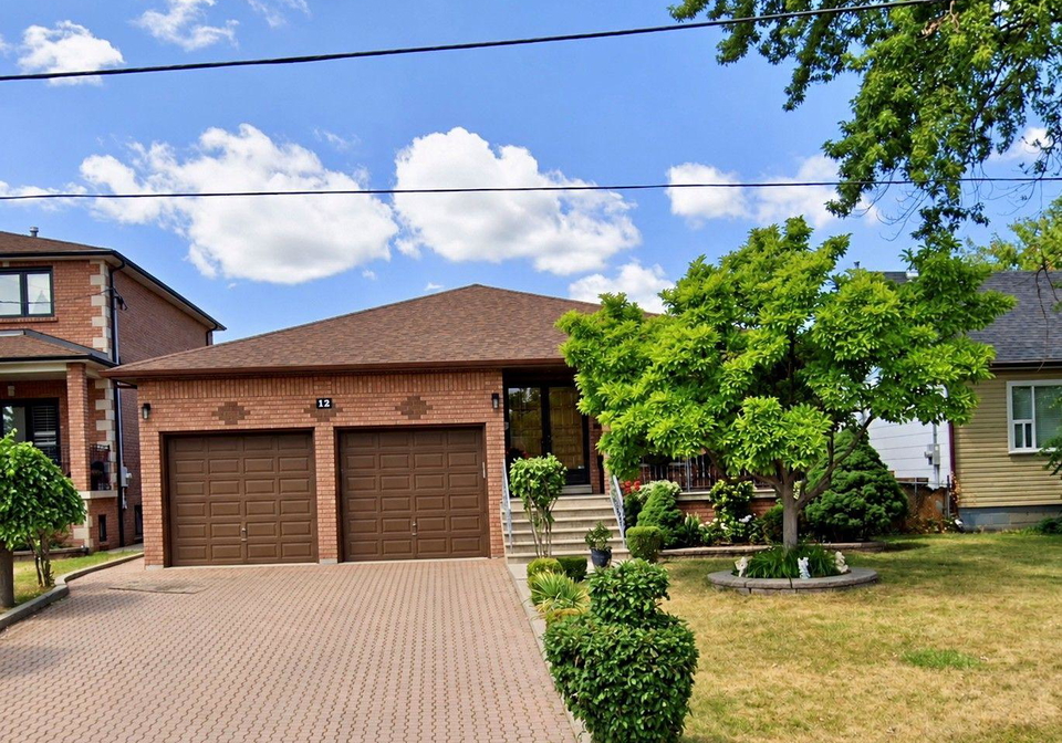 12-endicott-avenue-toronto-etobicoke-ontario-w13762730