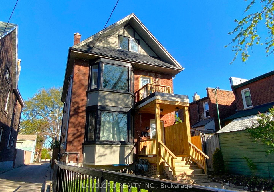 82-parkway-avenue-toronto-toronto-ontario-w13762772