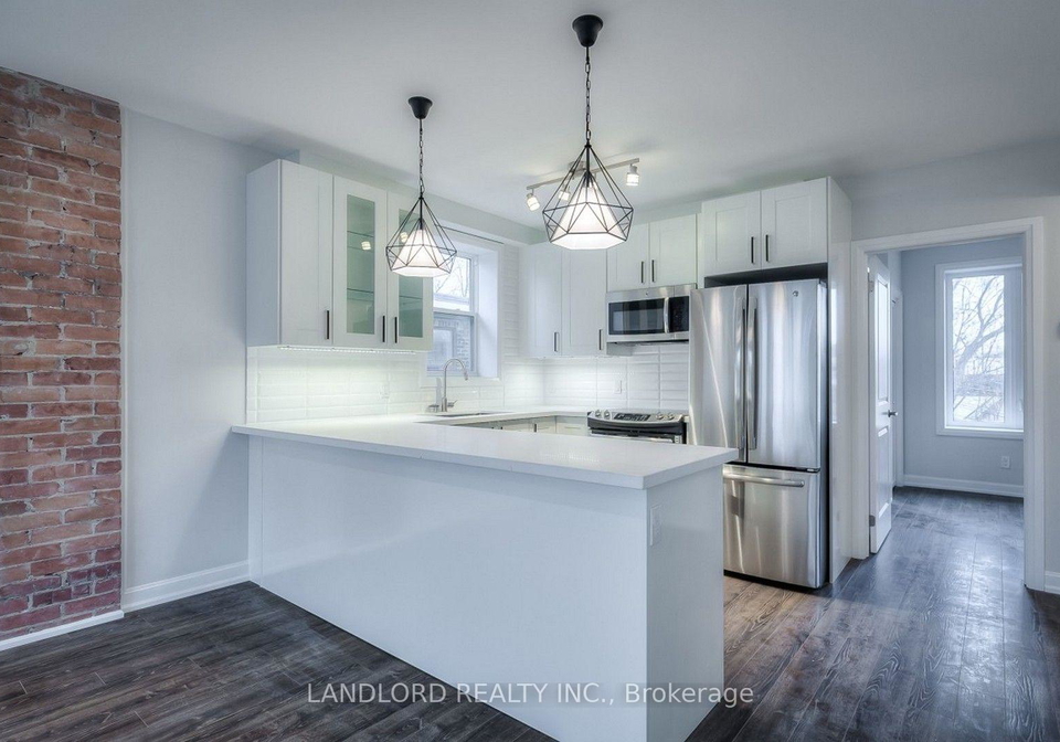 82-parkway-avenue-toronto-toronto-ontario-w13762772