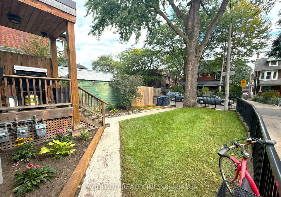 82-parkway-avenue-toronto-toronto-ontario-w13762772