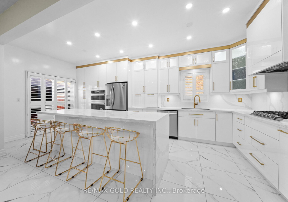 19-attview-crescent-brampton-ontario-w13762776