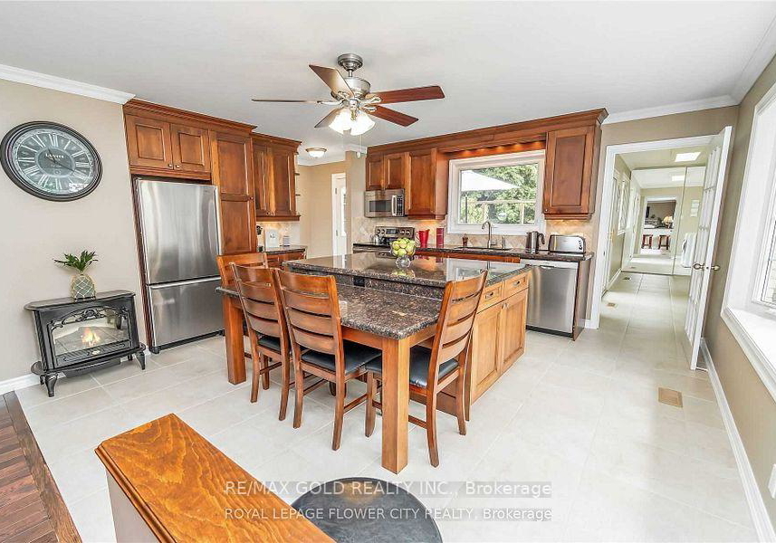 12471-fifth-side-road-halton-hills-ontario-w13762902