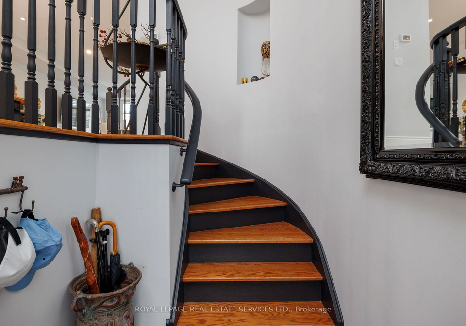 120-bronte-road-oakville-ontario-w13763046