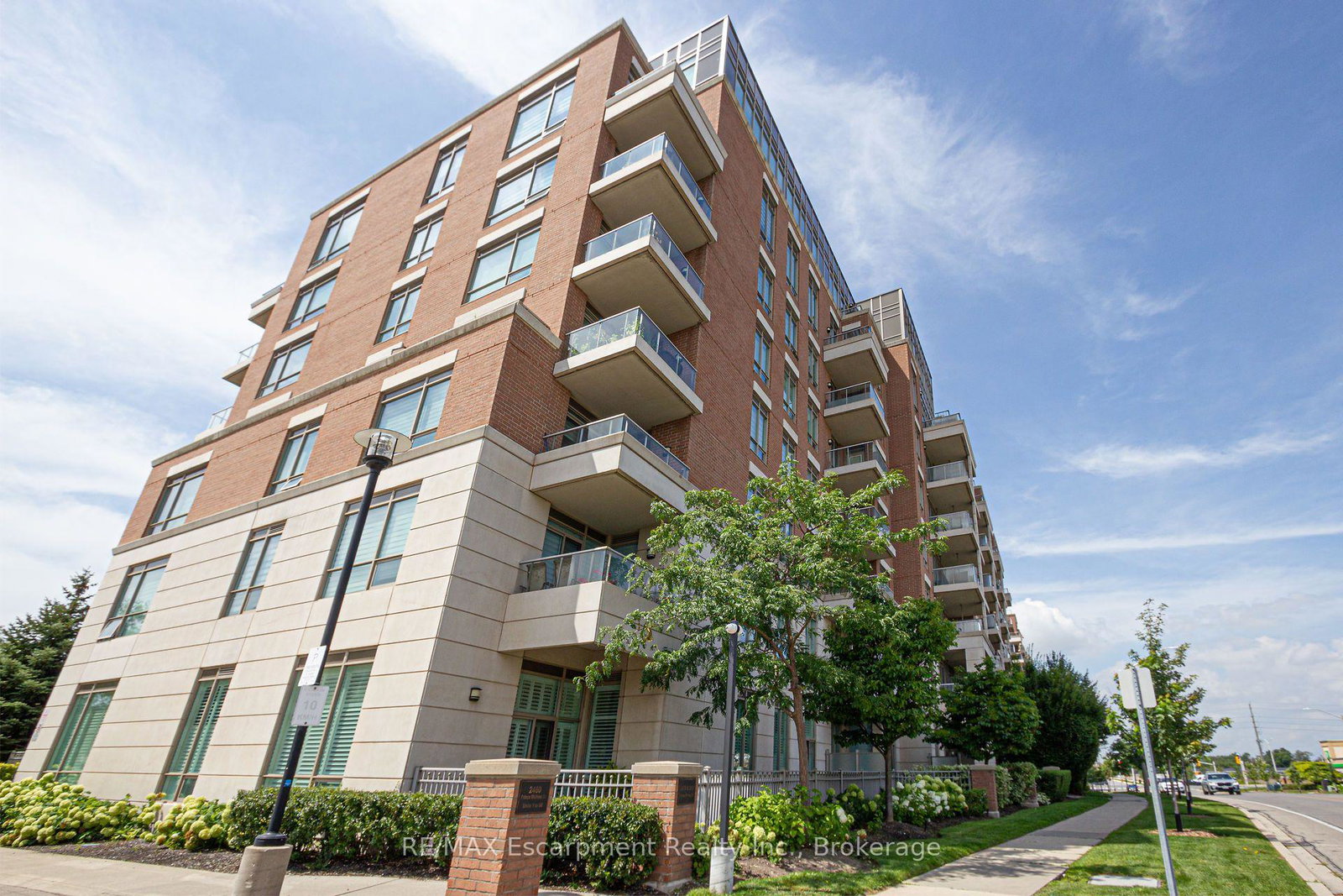 2470-prince-michael-drive-oakville-ontario-w13763162