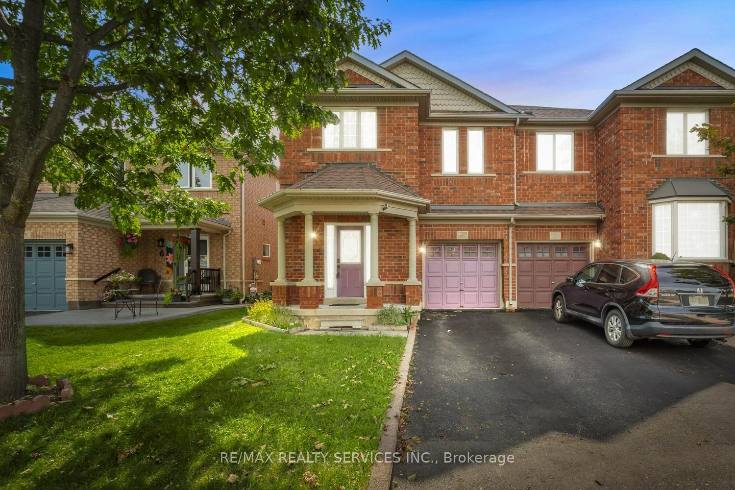 4-farthingale-crescent-brampton-ontario-w13763224