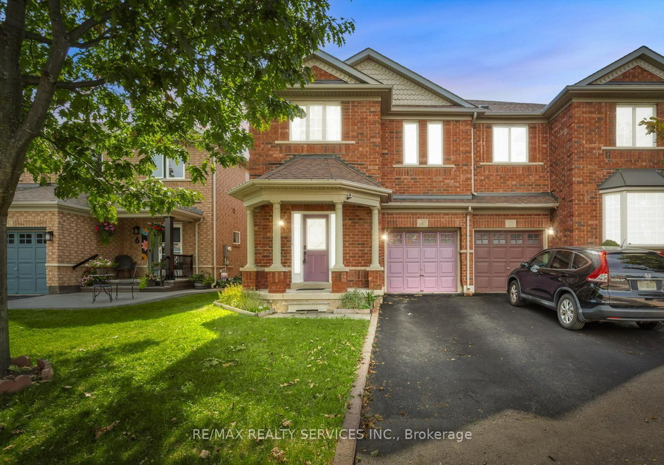 4-farthingale-crescent-brampton-ontario-w13763224