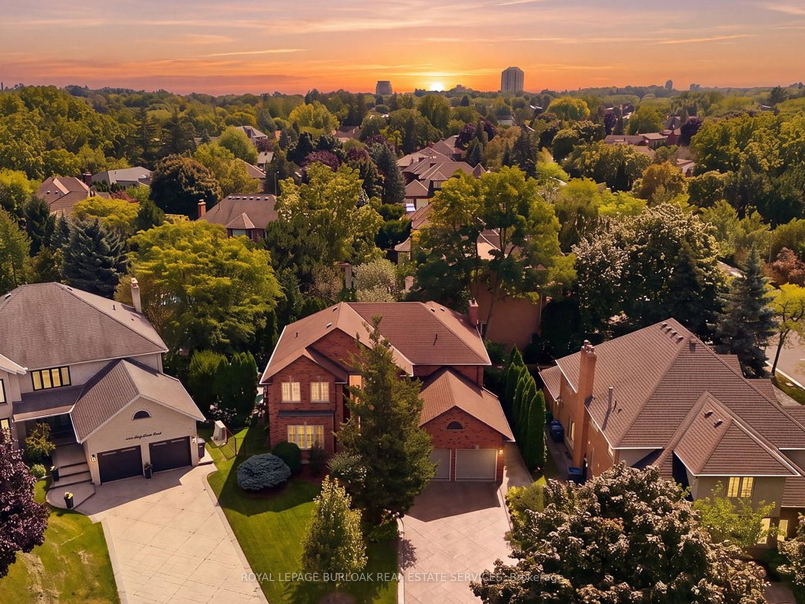 1820-shady-creek-court-mississauga-ontario-w13763434