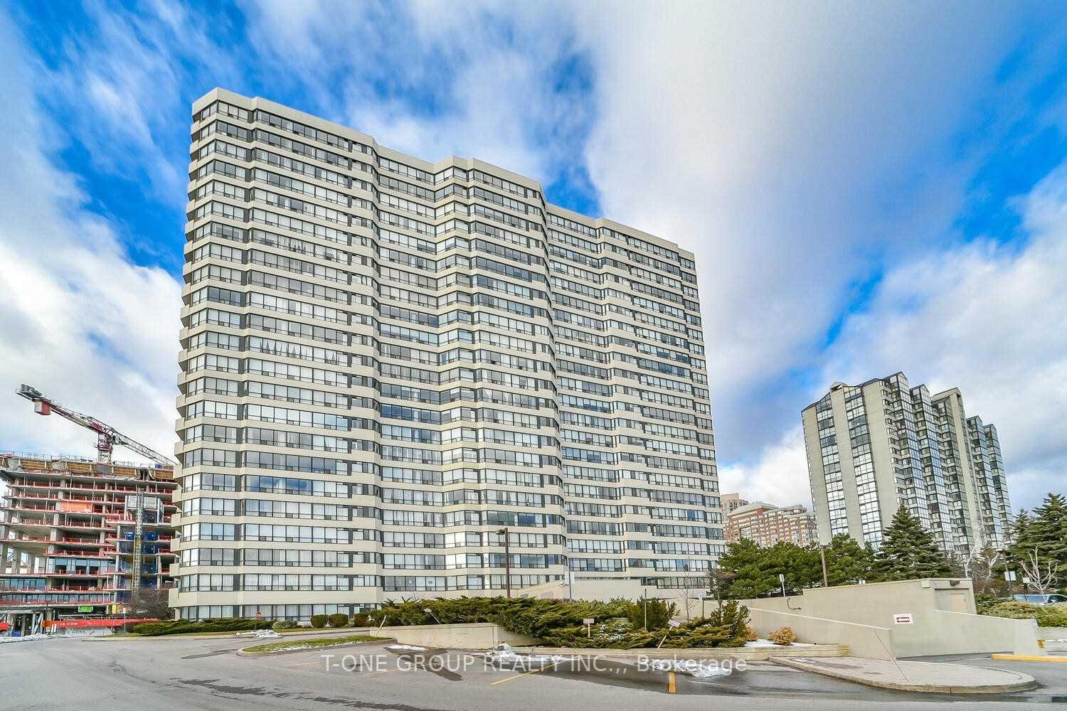 400-webb-drive-mississauga-ontario-w13763906