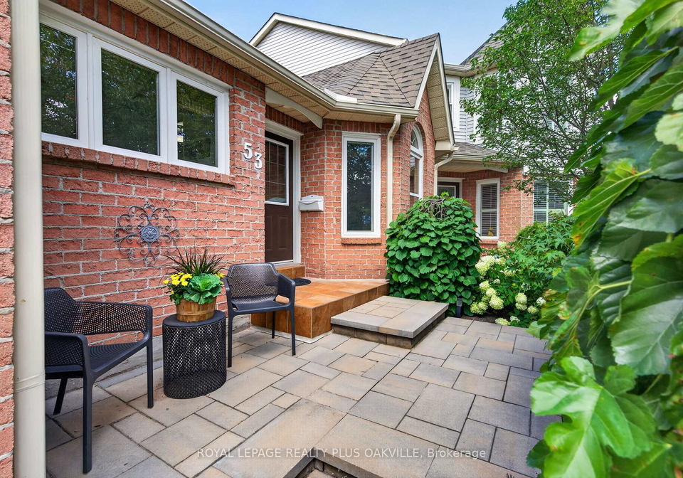 5255-lakeshore-road-burlington-ontario-w13764004