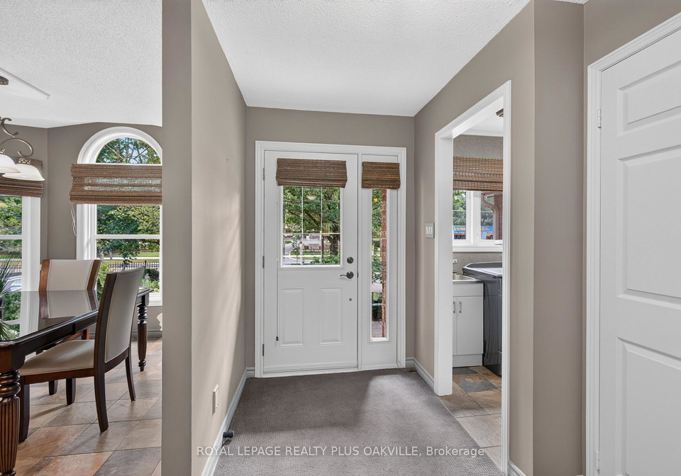 5255-lakeshore-road-burlington-ontario-w13764004