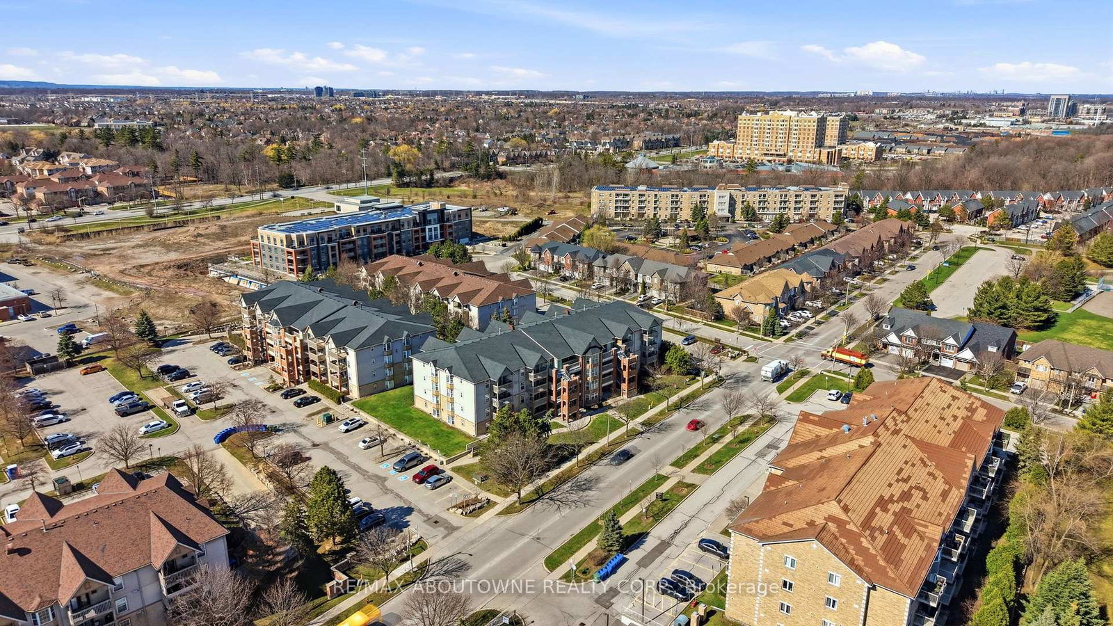 4015-kilmer-drive-burlington-ontario-w13764354