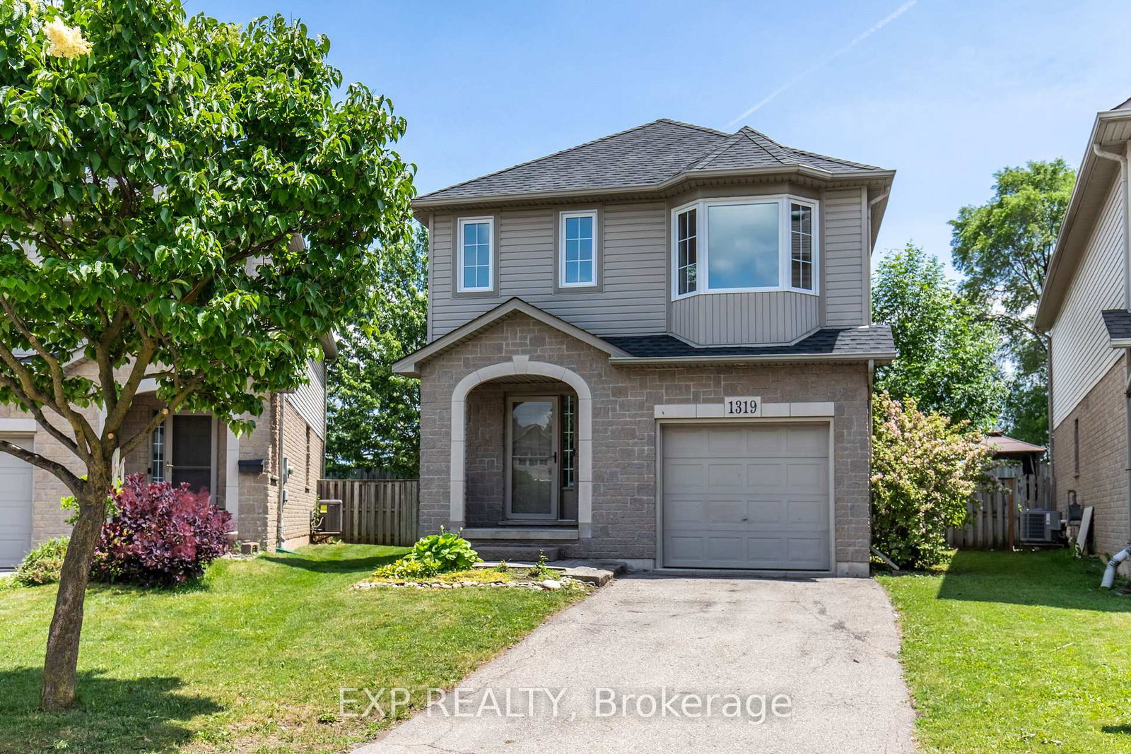 1319-bonnie-court-burlington-ontario-w13764502