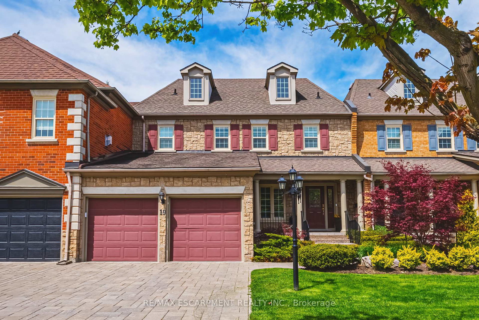 4211-millcroft-park-drive-burlington-ontario-w13764636