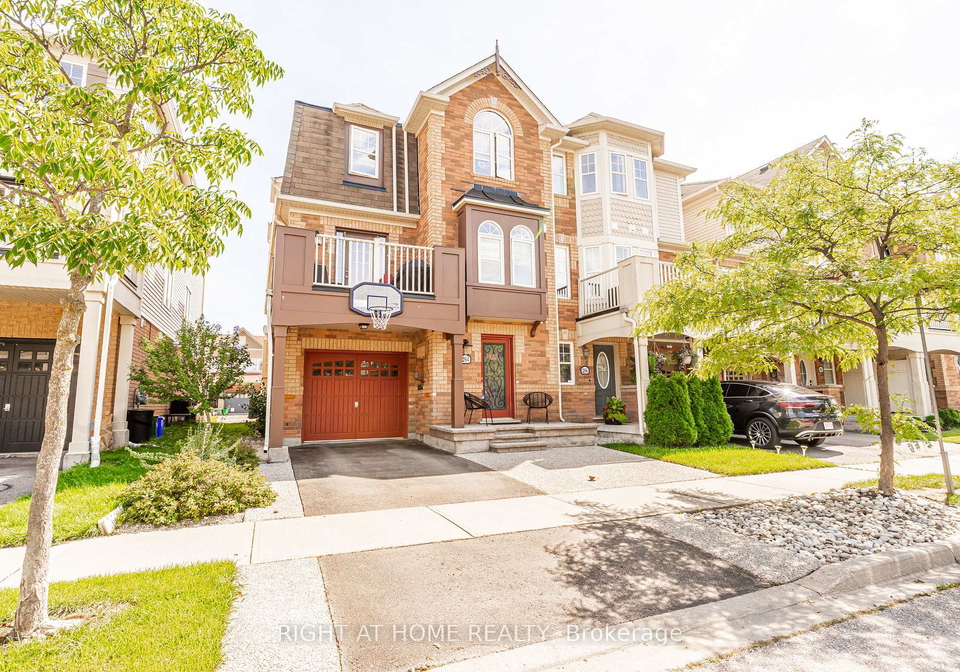 264-wetenhall-landing-milton-ontario-w13764738