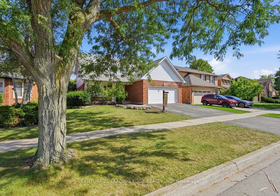 2409-butternut-crescent-burlington-ontario-w13764870