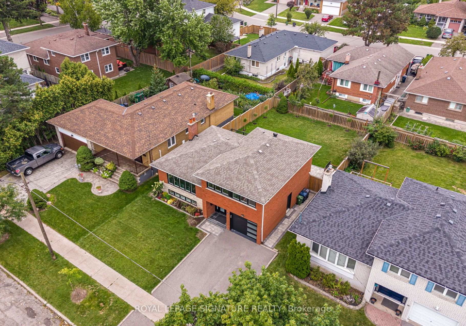 68-stapleton-drive-toronto-etobicoke-ontario-w13765000