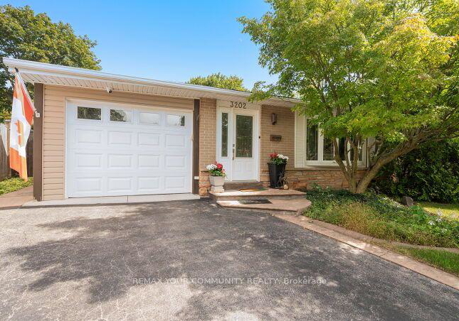 3202-centennial-drive-e-burlington-ontario-w13765008