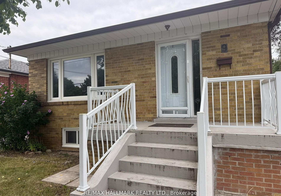 9-macleod-street-toronto-north-york-ontario-w13765458