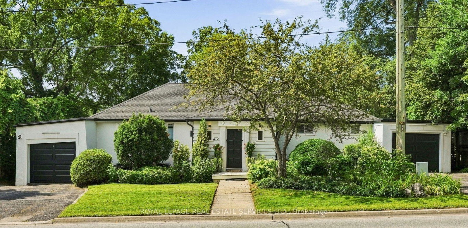 372-trafalgar-road-oakville-ontario-w13765540