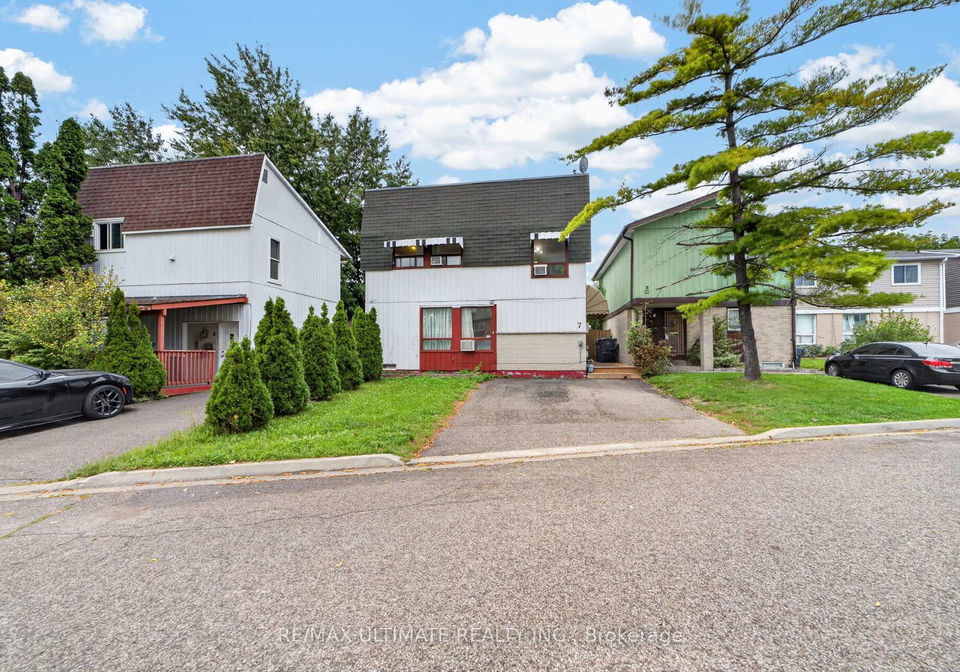 7-grand-river-court-brampton-ontario-w13765620