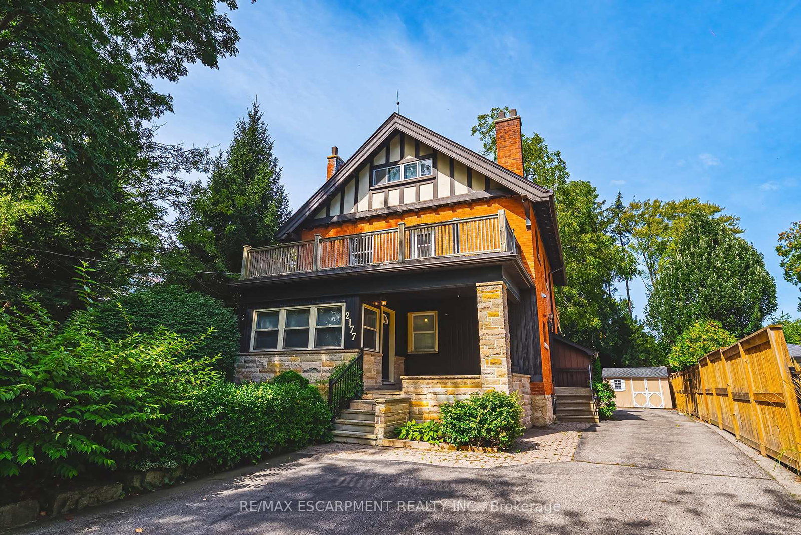 2177-lakeshore-road-burlington-ontario-w13765678