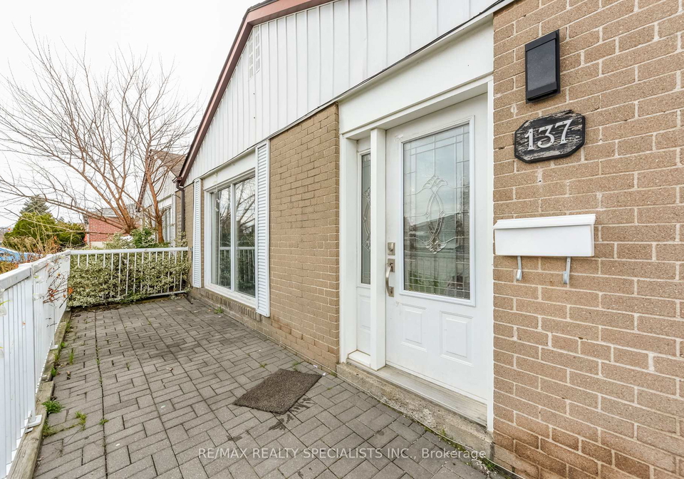 137-avondale-boulevard-brampton-ontario-w13765694