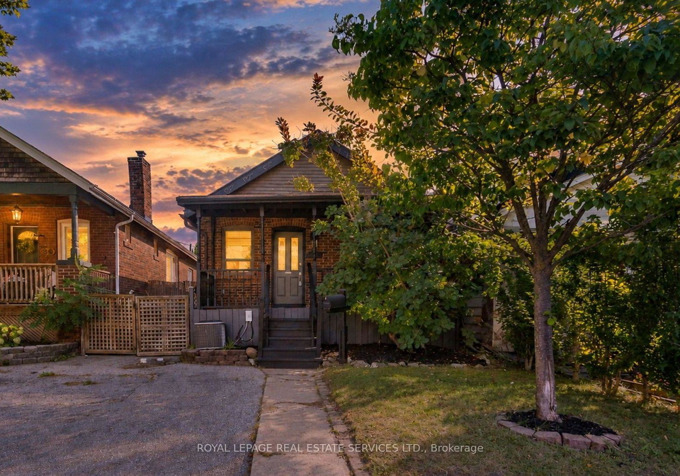 37-seventeenth-street-toronto-etobicoke-ontario-w13765714
