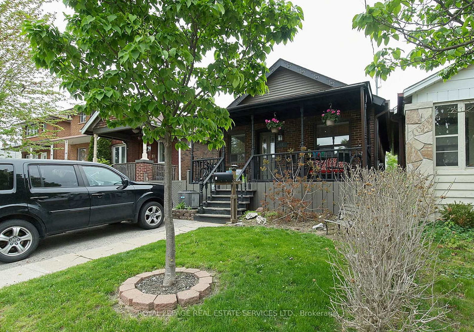 37-seventeenth-street-toronto-etobicoke-ontario-w13765714