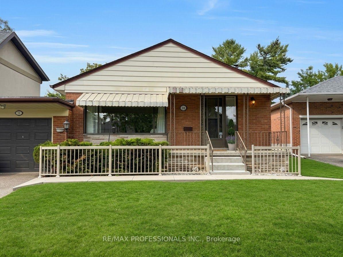 31-cheshire-drive-toronto-etobicoke-ontario-w13765736