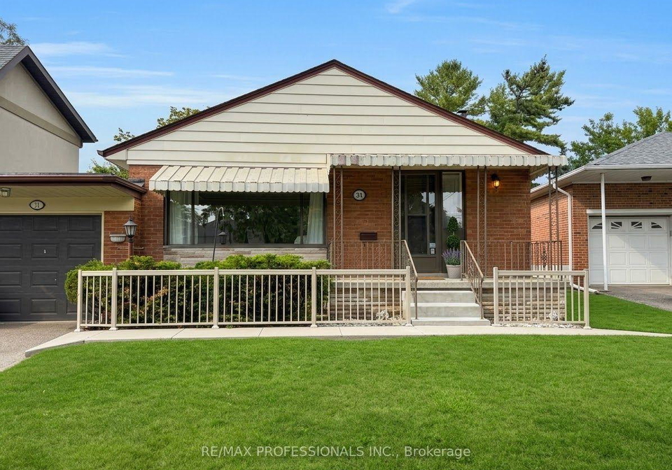 31-cheshire-drive-toronto-etobicoke-ontario-w13765736