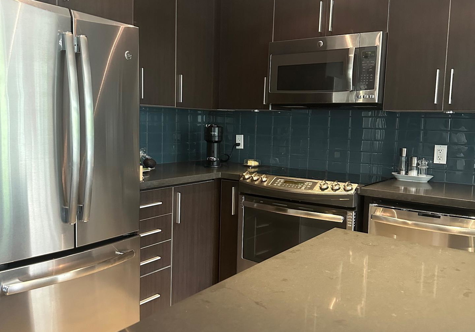 2212-lake-shore-boulevard-w-toronto-etobicoke-ontario-w13765852