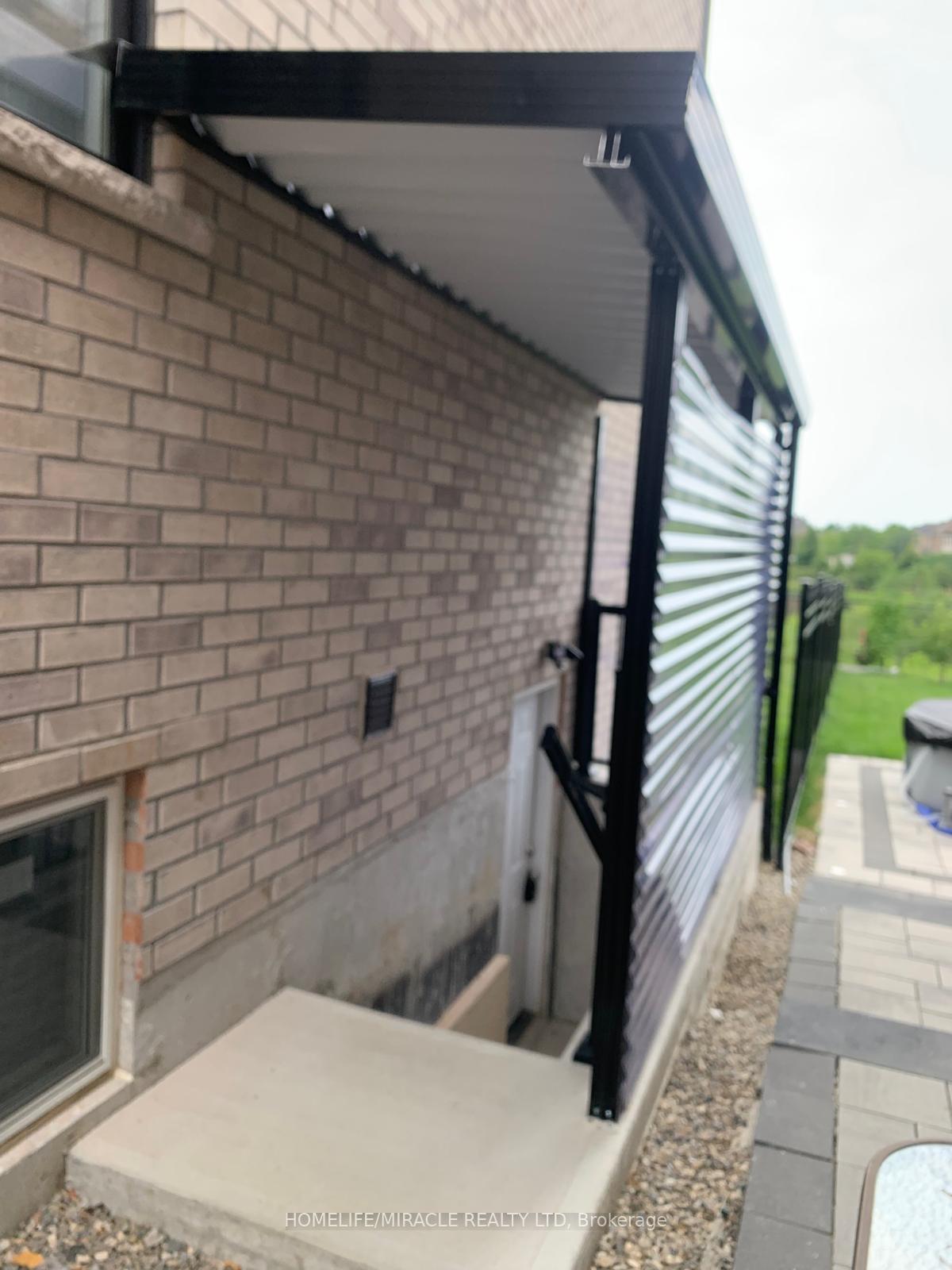 34-lost-canyon-way-brampton-ontario-w13766130