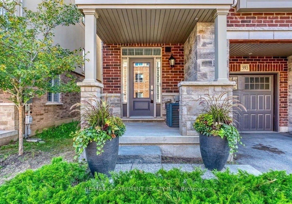 393-grantham-common-oakville-ontario-w13766150