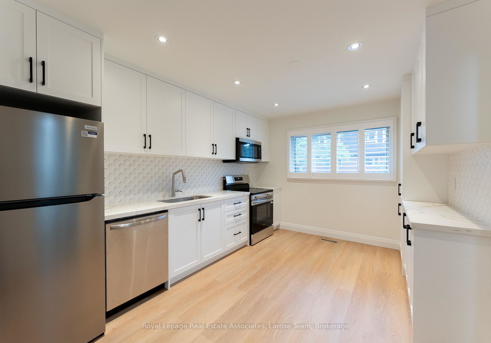 58-silver-shadow-path-toronto-etobicoke-ontario-w13766306