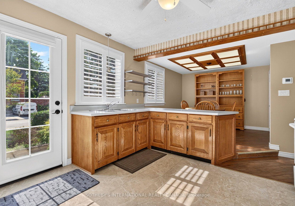 1375-caroline-street-burlington-ontario-w13767308