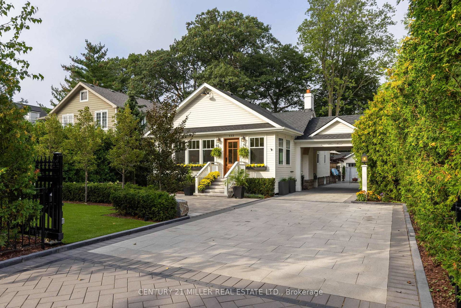 433-allan-street-oakville-ontario-w13767320