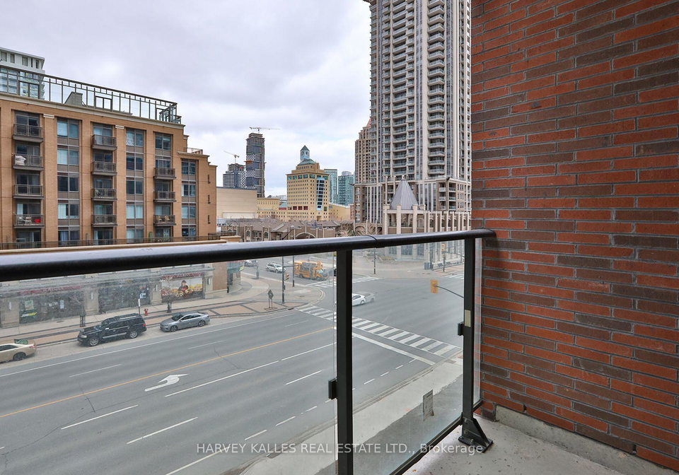 430-square-one-drive-mississauga-ontario-w13767376
